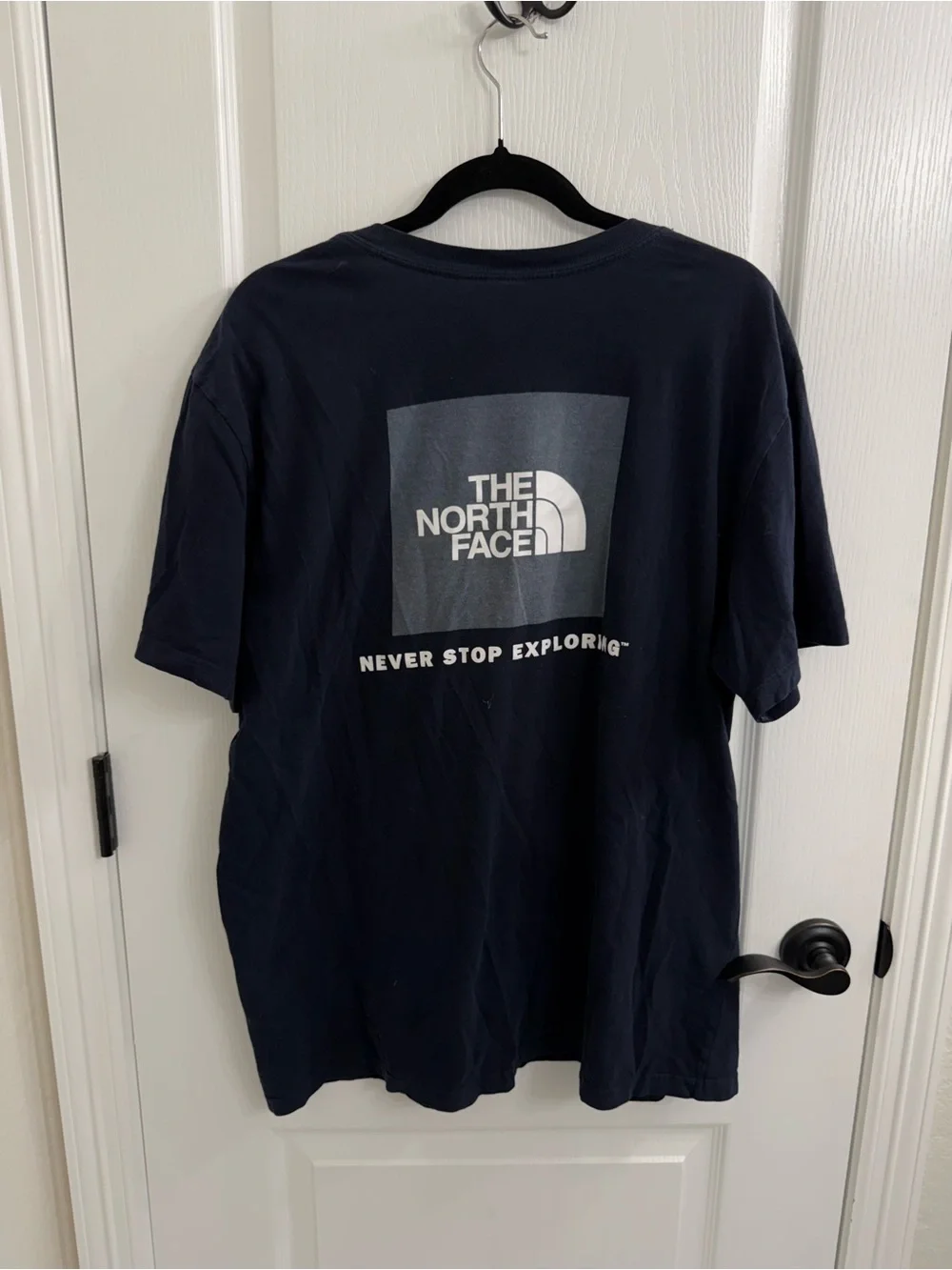 The North Face Men’s Navy T-Shirt with White Logo/Detail on Back Size XL